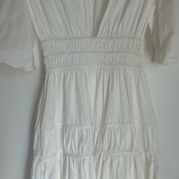 Showpo White V-Neck Puff Sleeve Maxi Dress Size 4 - Picture 4 of 15